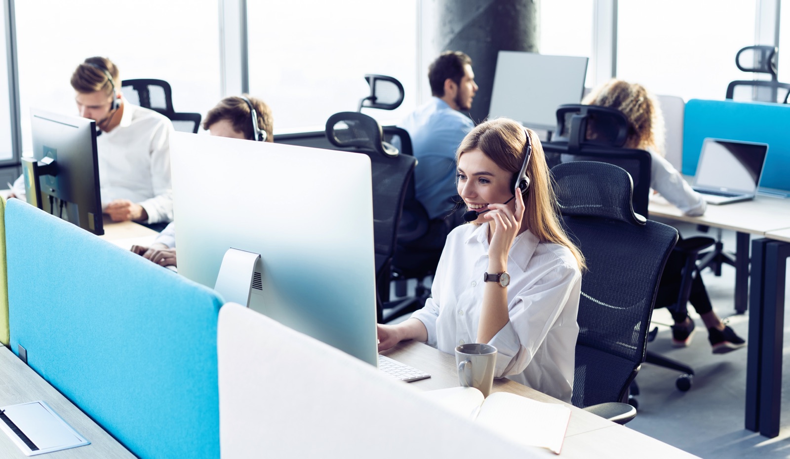 Características y funciones de un call center. ¿Cómo beneficia a tu empresa?