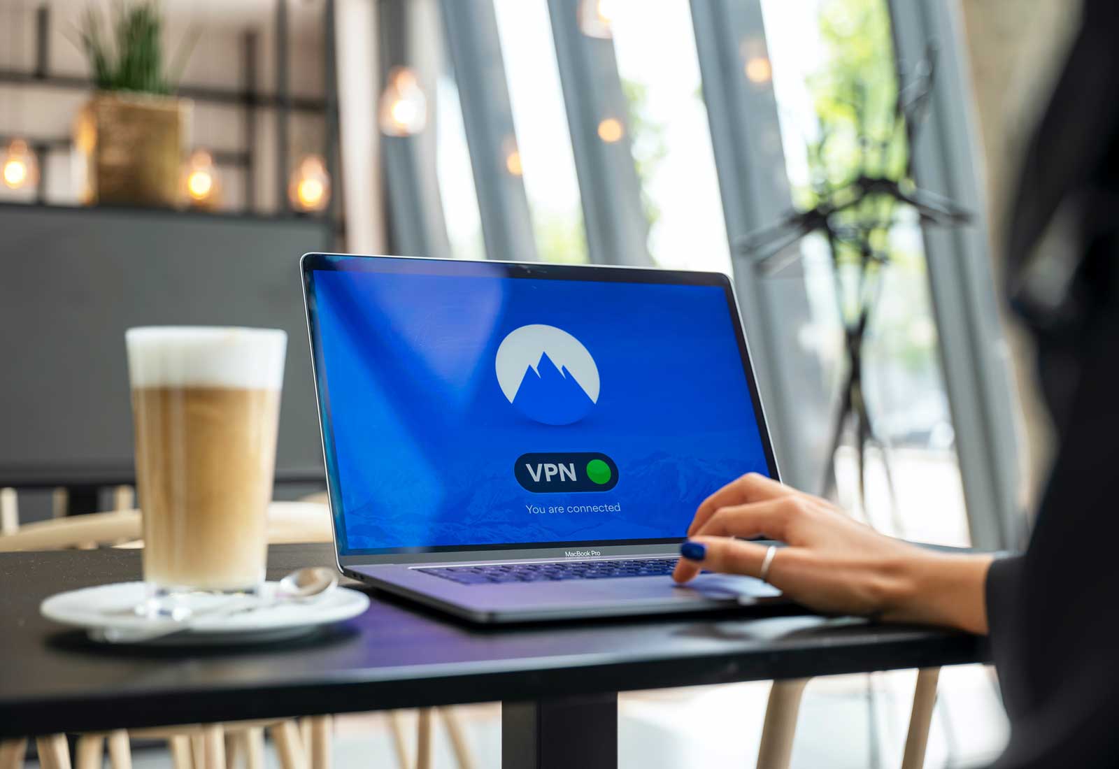 ¿Sabes cómo usar una VPN con VoIP?